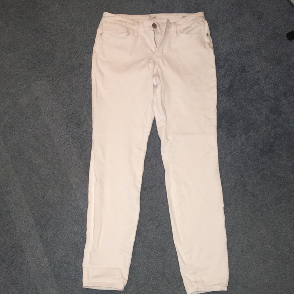 ANA size 6 white jeggings